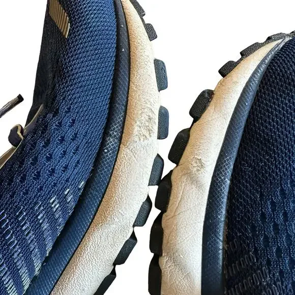 Brooks Blue and Green Women's Sneakers - Picture 13 of 16